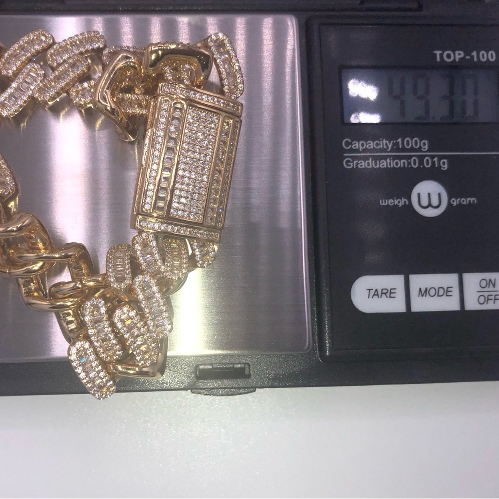 8ct Link Bracelet - Picture 14 of 16